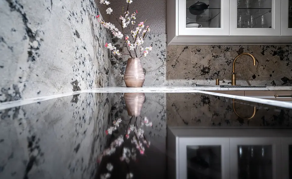 Imposante Marmorküche